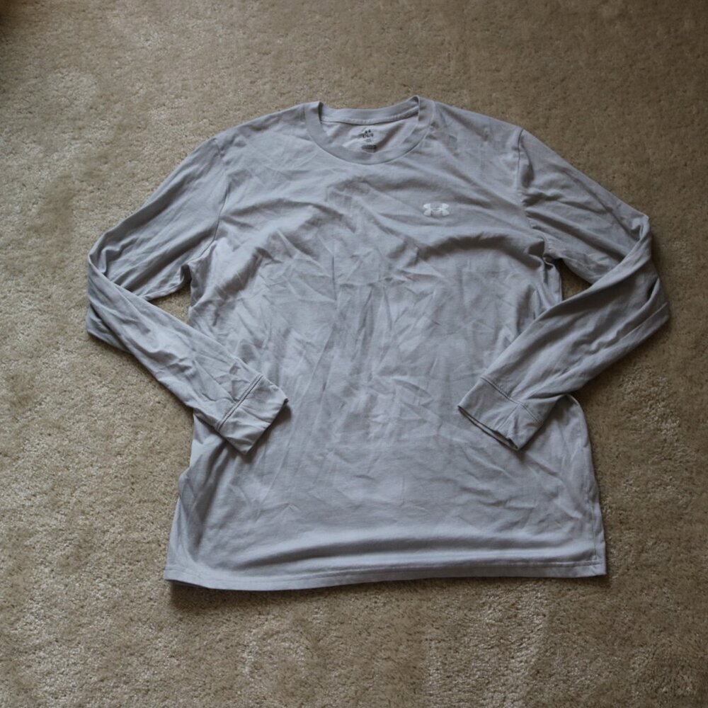 Under Armour Gray Long Sleeve Tee